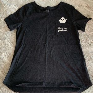 Worn once! Halloween t shirt. Size small. EUC